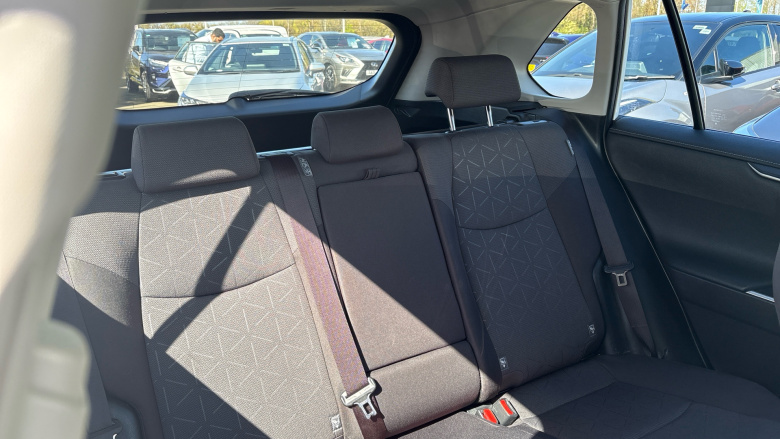 Toyota RAV4 2.5 VVT-i Hybrid Design 5dr CVT 2WD Hybrid Estate